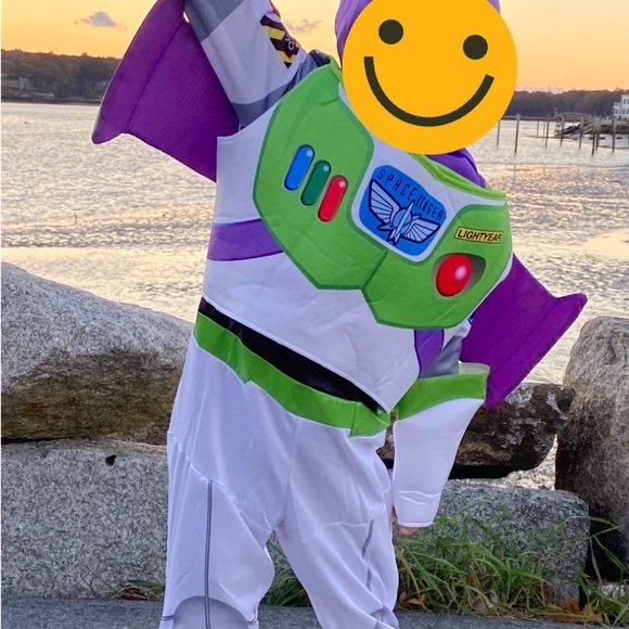 Buzz Lightyear deluxe child’s costume - Picture 6 of 6